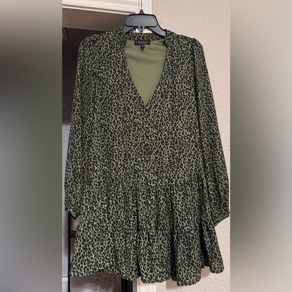 Trixxi Green Wrap Mini Dress with Notched Collar